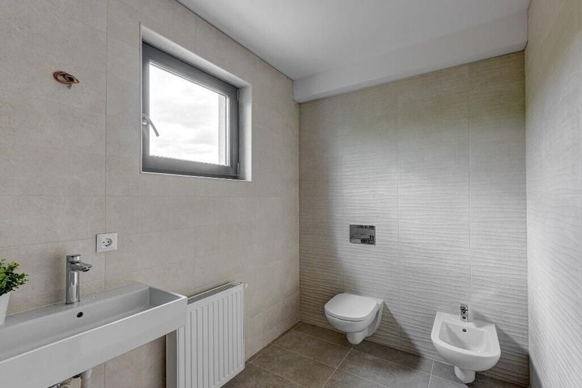 Casă individuală cu 4 camere decomandat cu Canalizare în Corbeanca