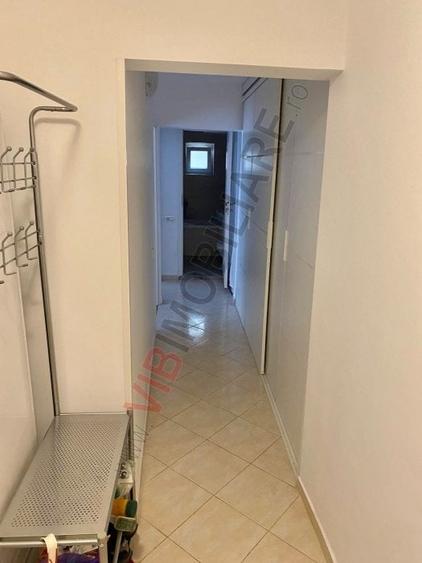 Apartament cu 3 camere decomandat în Drumul Taberei
