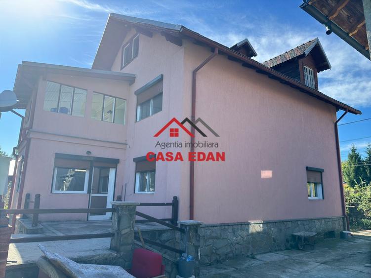 Casă individuală cu 4 camere cu Teren 243 Mp în Breaza