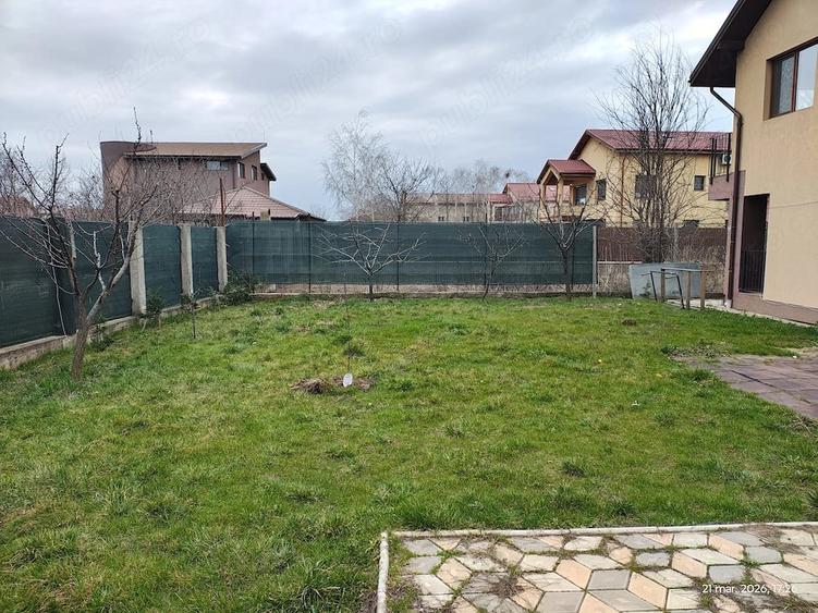 Casă cu 2 camere cu Teren 400 Mp în Central