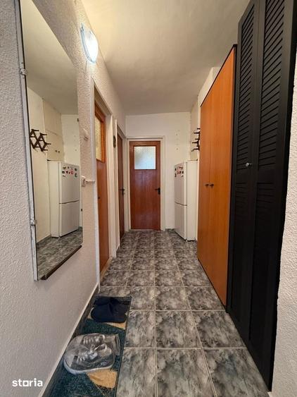 Apartament cu 2 camere în Telecabinei