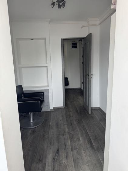 Apartament cu 2 camere decomandat în Broșteni