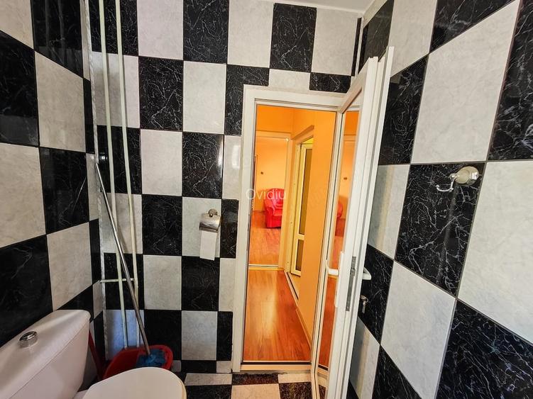 Apartament cu 2 camere , etajul 2 ,Lipovei , intre Biserica ?i Sever Bocu