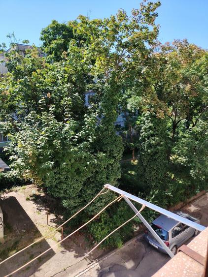 Apartament cu 2 camere semidecomandat în Micro 19