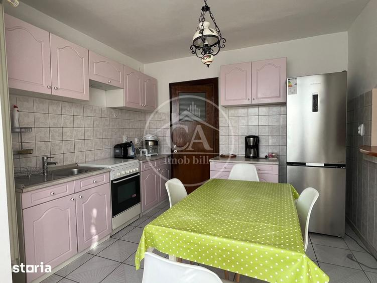 Apartament cu 3 camere decomandat în Rogerius