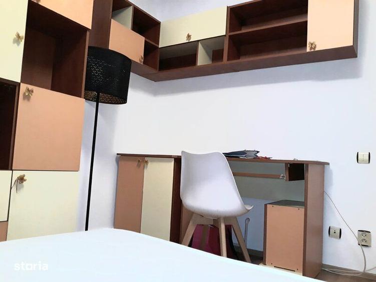 Apartament cu 3 camere semidecomandat, mobilat în Colentina