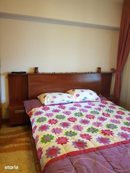 Apartament cu 3 camere în Rahova