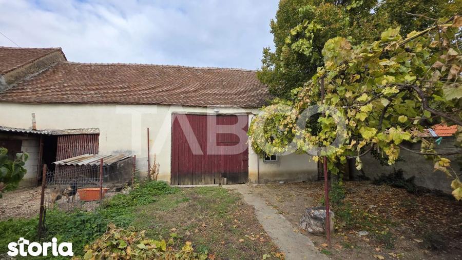 Casă cu 3 camere cu Teren 160 Mp în Câlnic