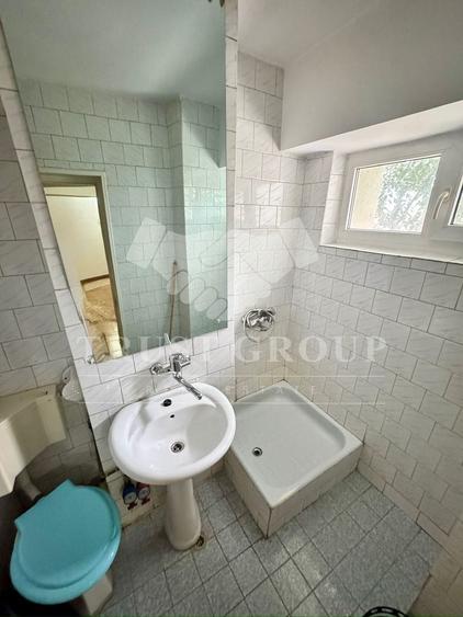 Apartament cu 4 camere decomandat, mobilat în Știrbei Vodă