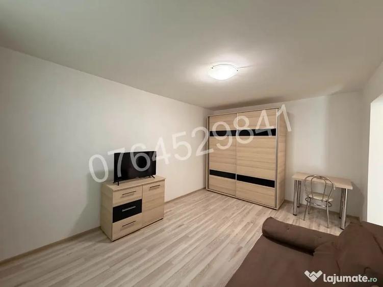 Apartament cu 2 camere decomandat în Colentina