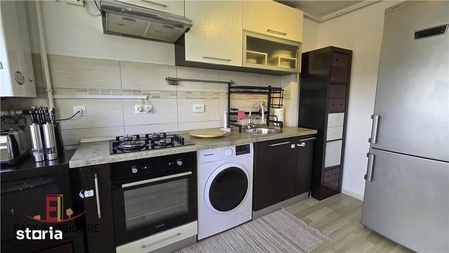 Apartament 2 camere, open space, etaj 3, Unirii, 60 Mp, bloc izolat, P - 3
