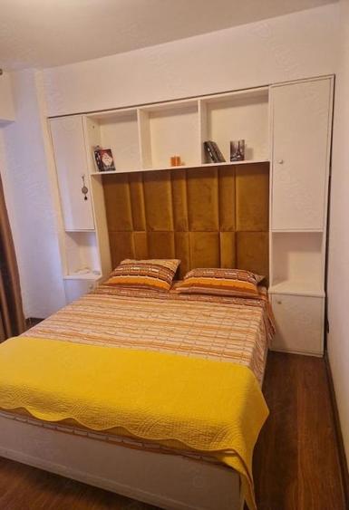 Apartament cu 3 camere decomandat, mobilat în 1 Mai