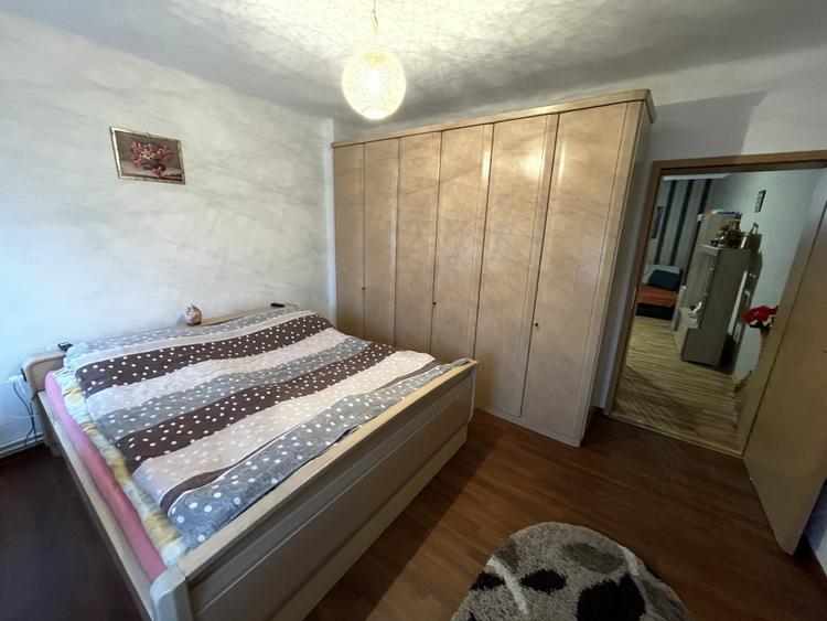Casă cu 5 camere cu Teren 470 Mp în Turnișor