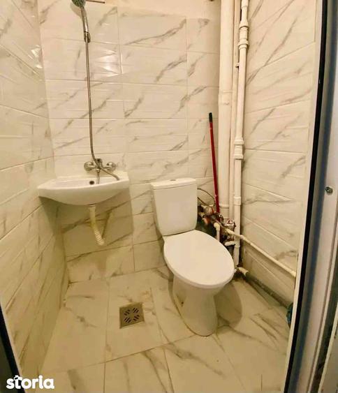 Apartament cu 3 camere în Tătărași