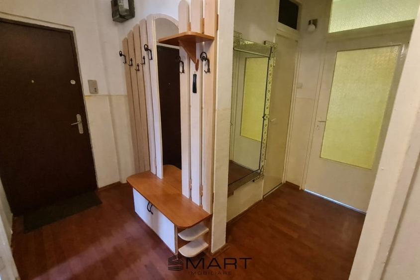 Apartament cu 3 camere decomandat în Ștrand