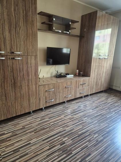 Apartament semidecomandat în Pantelimon