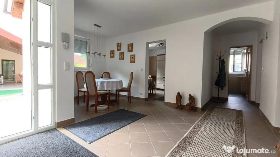Reprezentare Exclusiva Proprietate deosebita, la 30 de minute de Dev - 1