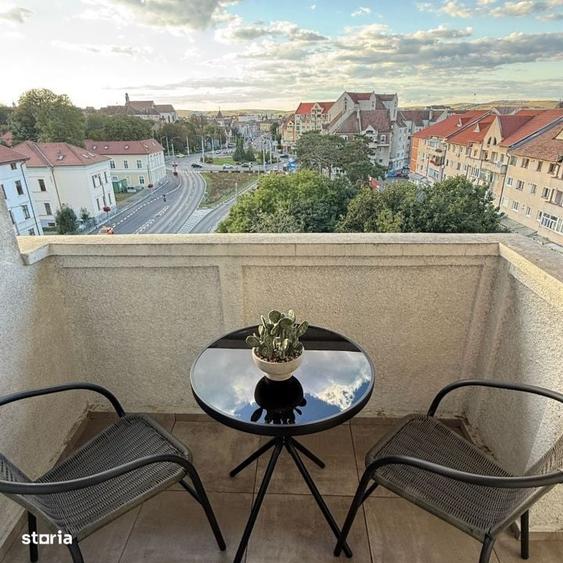 Apartament cu 3 camere în Ultracentral