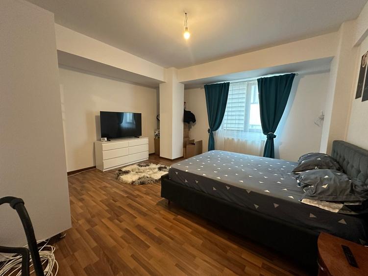 Apartament cu 2 camere decomandat în Bularga