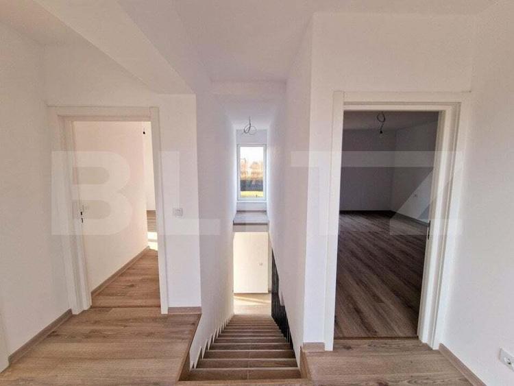 Casă cu 4 camere cu Teren 550 Mp în Stupini