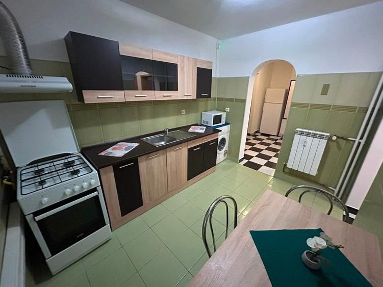 Apartament cu 2 camere decomandat în Drumul Taberei