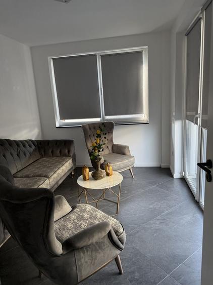 Apartament cu 3 camere în Sânnicoară