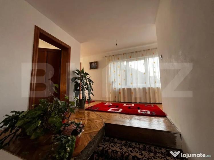 Casă cu 5 camere cu Teren 1350 Mp în Central
