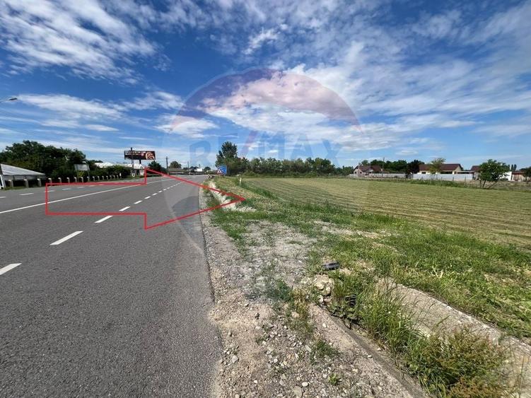 Teren Construcții intravilan de 3492 mp, în Bizighești