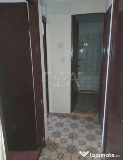 Apartament cu 3 camere decomandat în Drumul Taberei