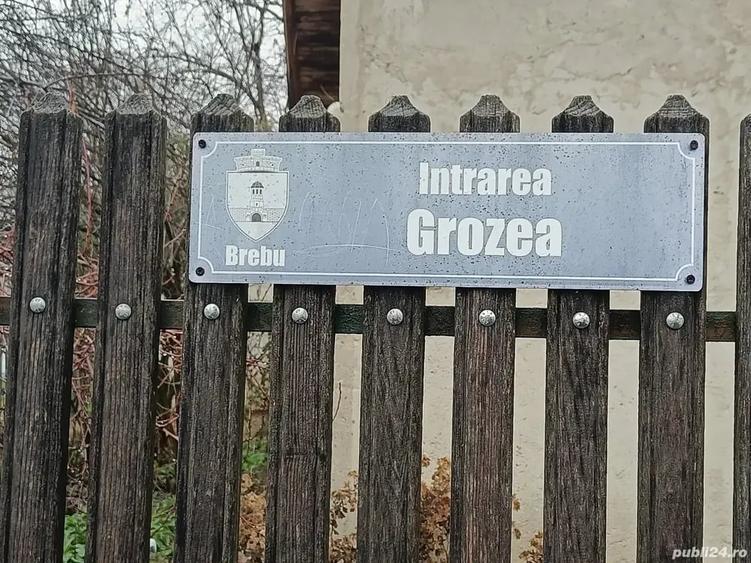 Teren de 1250 mp, în Brebu