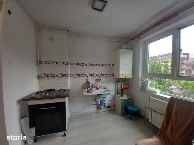 Apartament cu 2 camere semidecomandat în Republicii