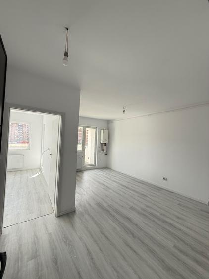 Apartament cu 2 camere nedecomandat în Militari