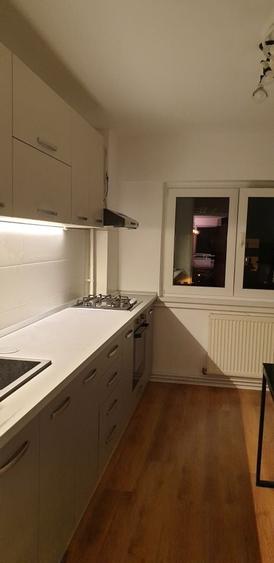 Apartament cu 3 camere decomandat în Centrul Civic