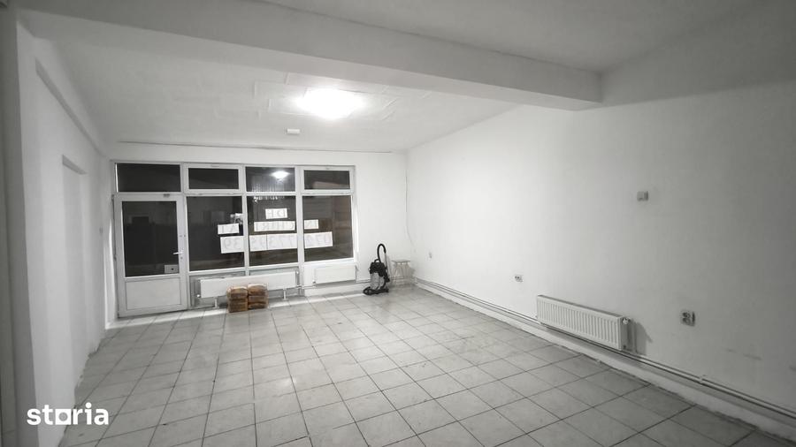 Spatiu Comercial - 1