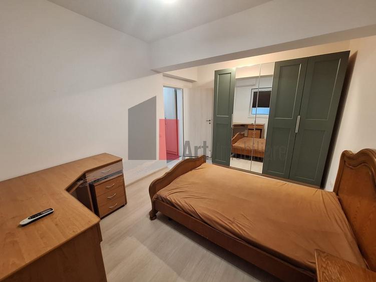 Apartament cu 2 camere semidecomandat, mobilat în Berceni