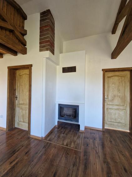 Casă cu 2 camere în Păru