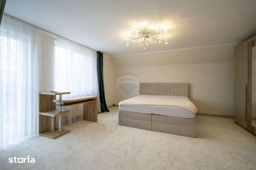 Casă cu 5 camere cu Teren 1880 Mp în Iorga