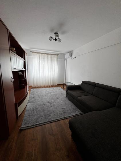 Apartament cu 2 camere decomandat în Tătărași
