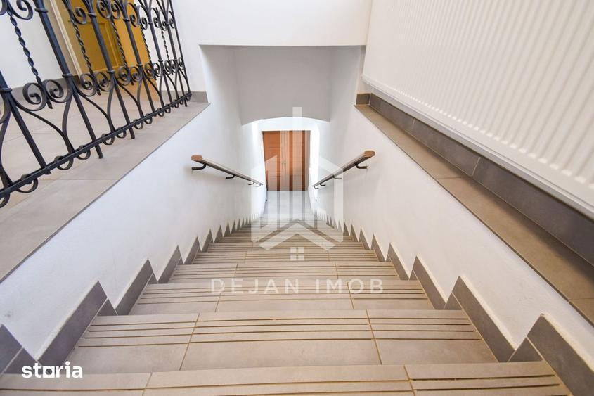Apartament cu 8 camere în Ultracentral