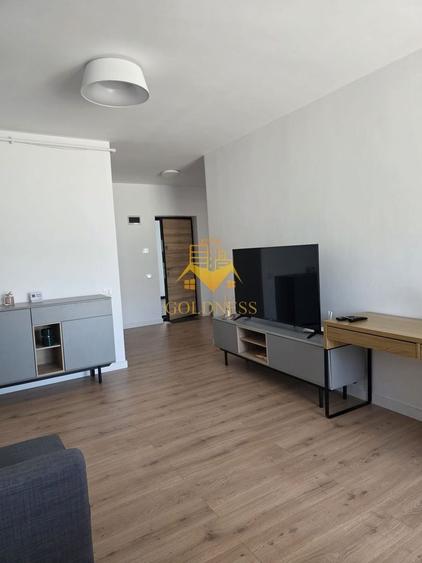 Apartament cu 2 camere semidecomandat în Florești
