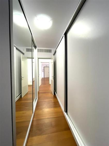 Apartament cu 3 camere semidecomandat, mobilat în Kiseleff