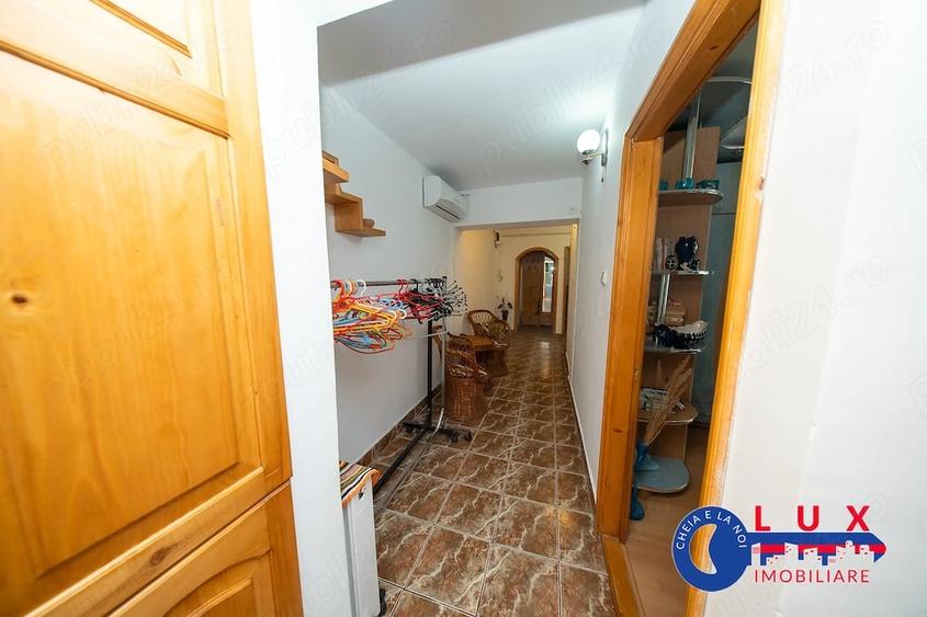 Apartament cu 3 camere decomandat în E3
