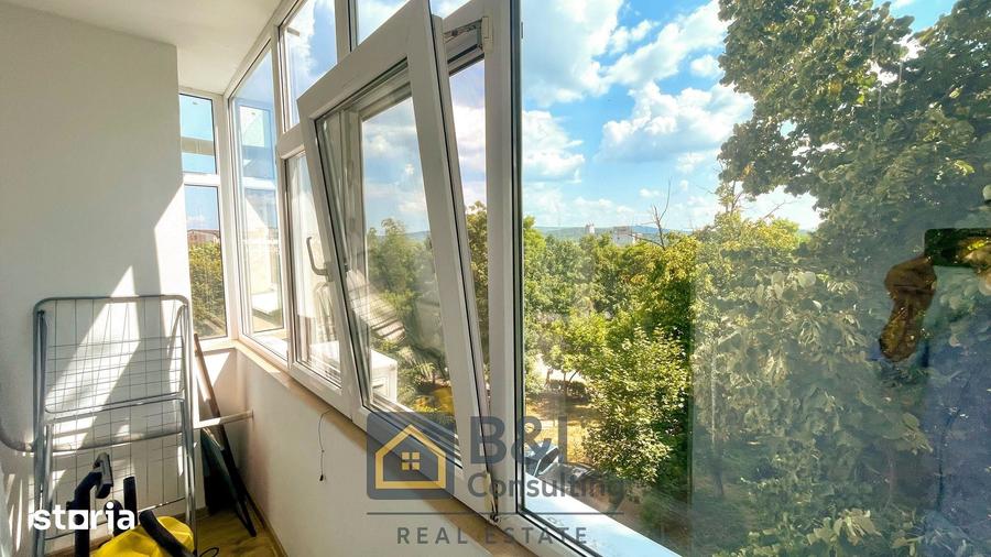 Apartament cu 3 camere semidecomandat în Tudor Vladimirescu