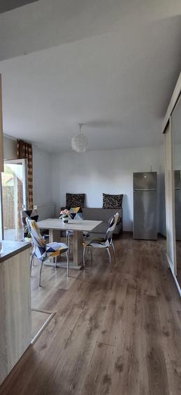 Garsonieră decomandată în Florești