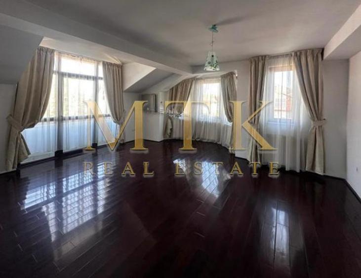 Duplex cu 7 camere cu Canalizare în Pipera