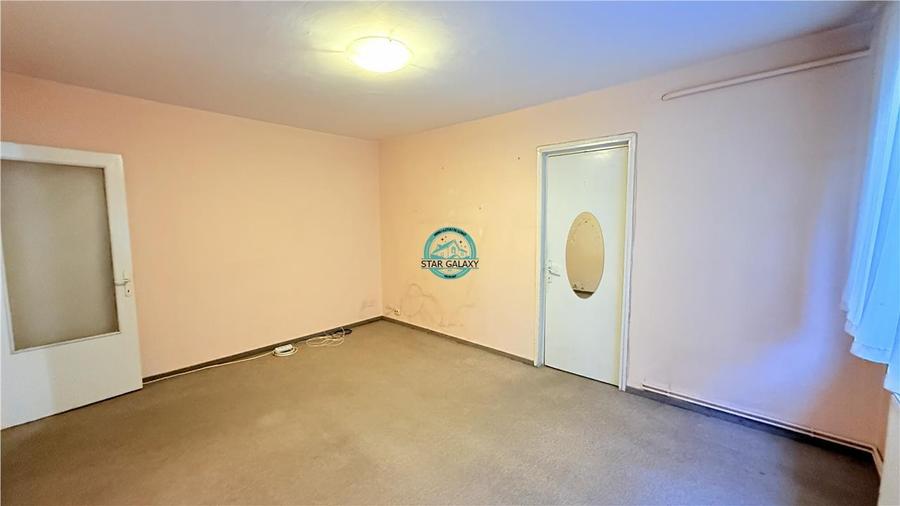 Apartament cu 2 camere nedecomandat, mobilat în Dâmbu Pietros