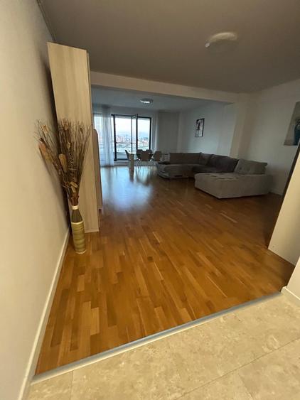 Apartament cu 3 camere decomandat, mobilat în Aviației