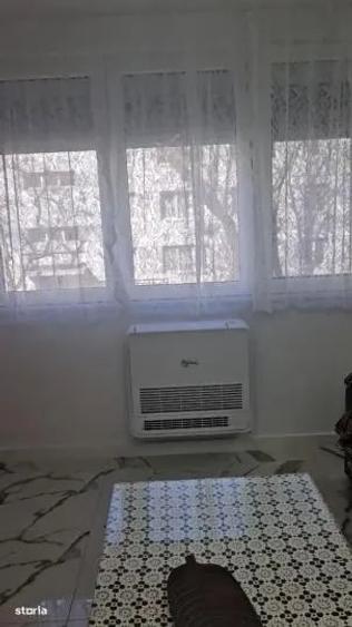 Apartament cu 3 camere decomandat, mobilat în Theodor Pallady