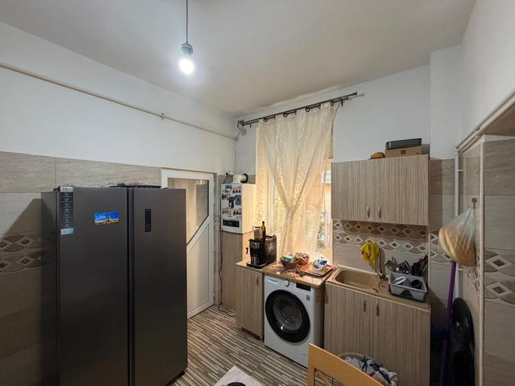 Casă cu 2 camere cu Canalizare în Ultracentral