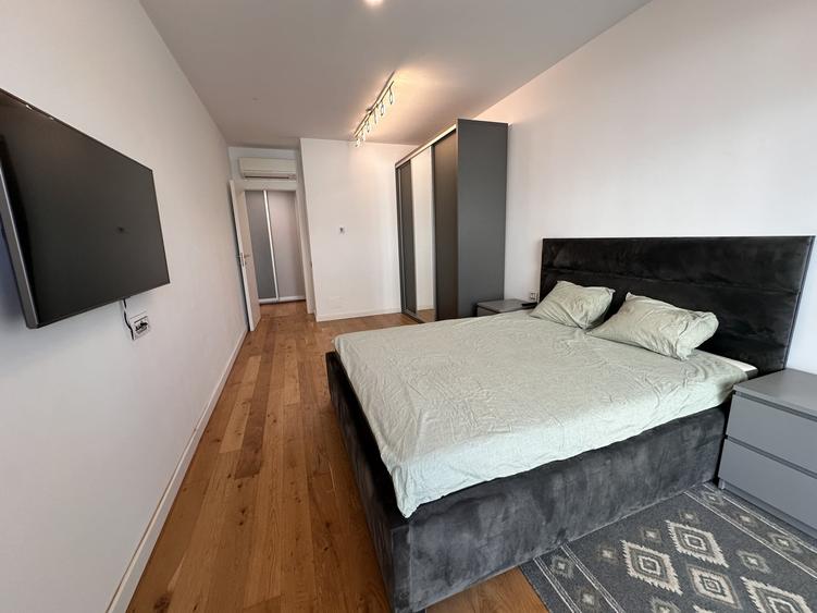 Apartament cu 2 camere semidecomandat, mobilat în Băneasa